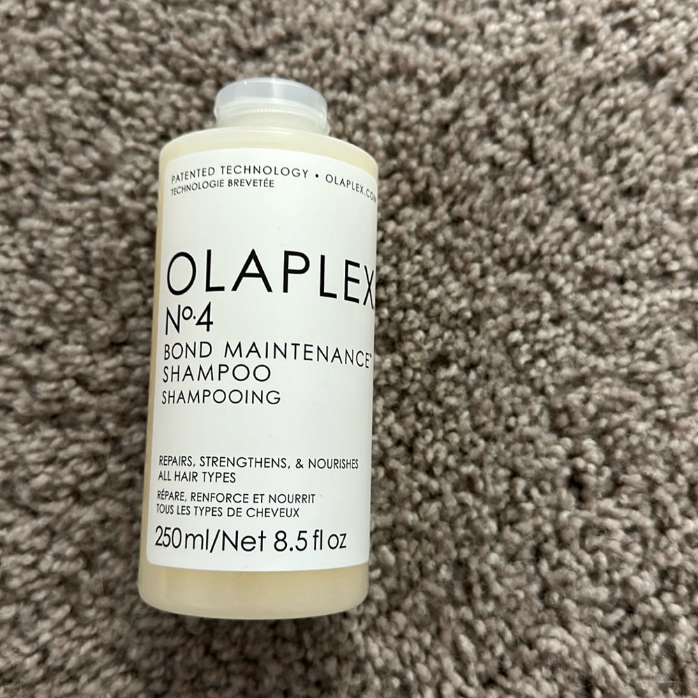Olaplex No. 4 Bond Maintenance Shampoo 8.5 FL OZ New. Never Opened